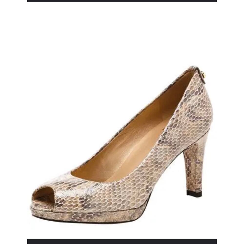 STUART WEITZMAN Logo Plainfield Peep-Toe Pump Tan 9N